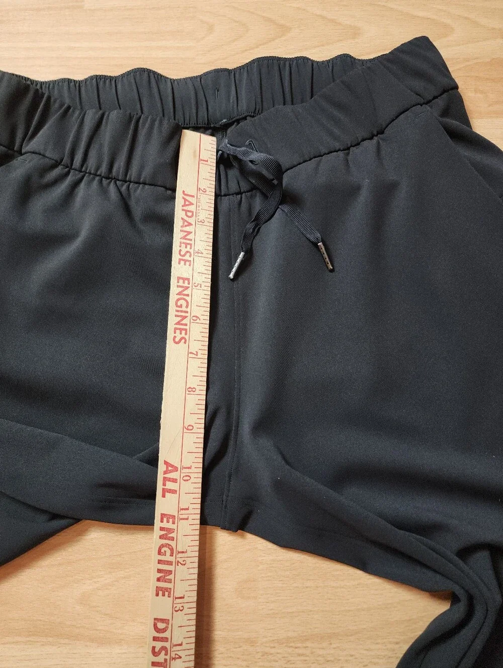 Lululemon On The Fly Black Pants Pull On Drawstring Women's Size 8
